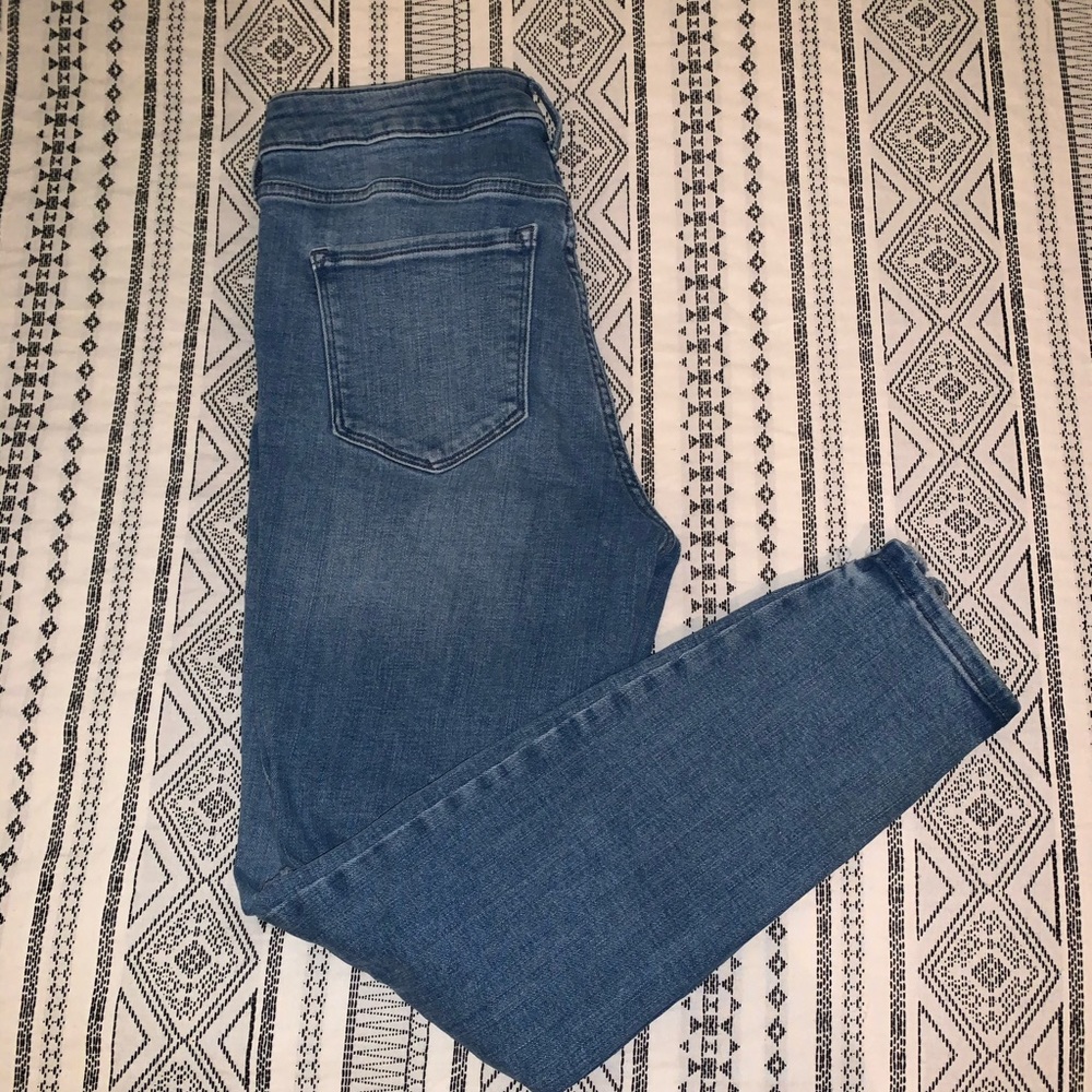 Old Navy Distressed Jeans